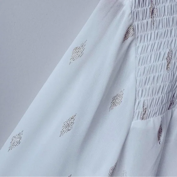 Hem and Thread ivory with gold details blouse - Picture 3 of 11